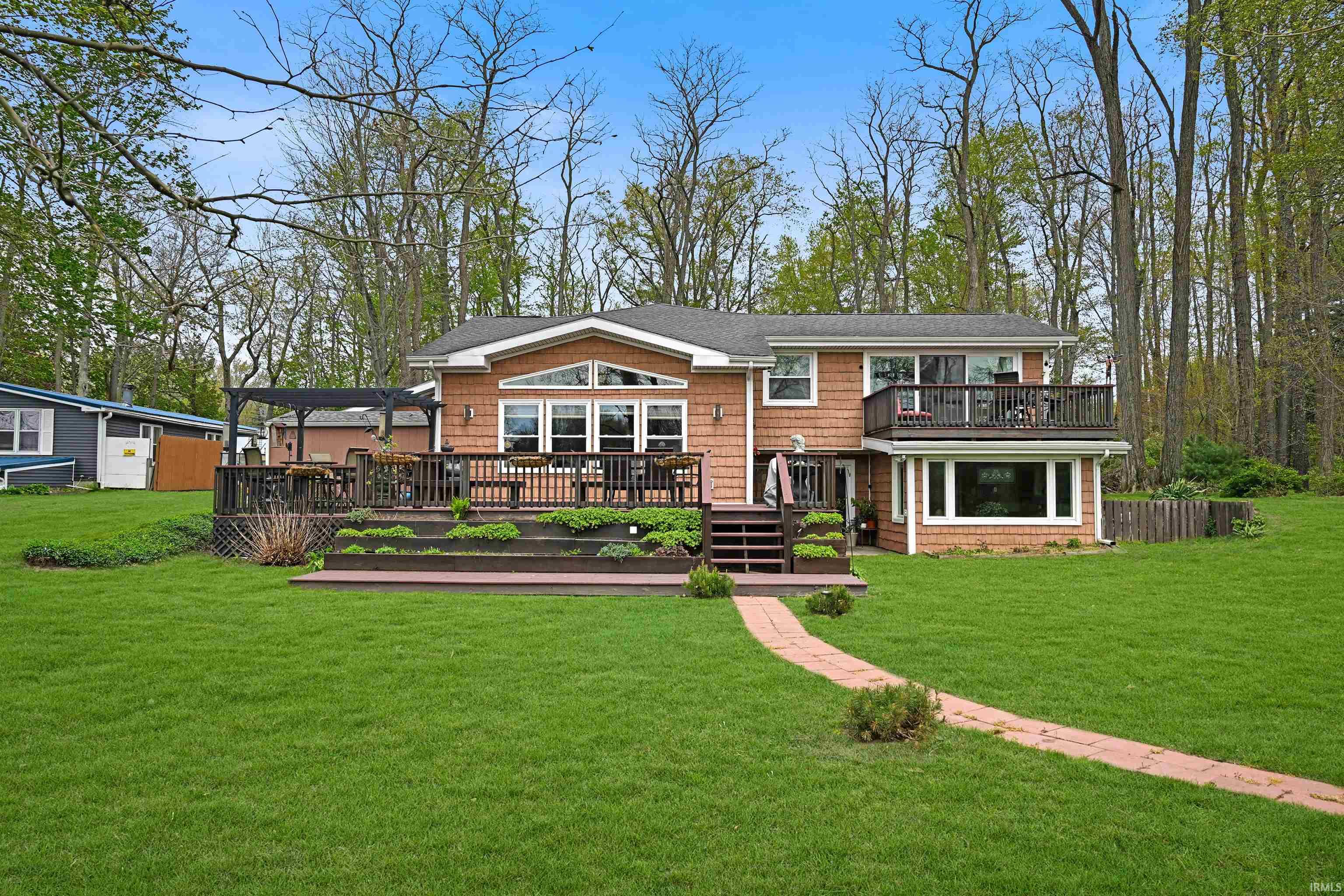 22618 Lake Shore Drive Elkhart IN 46514