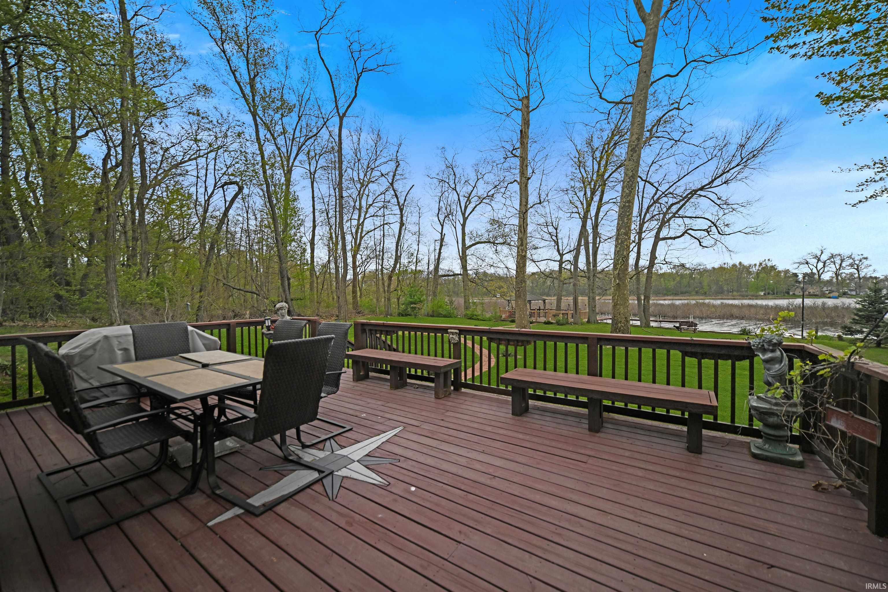 22618 Lake Shore Drive Elkhart IN 46514