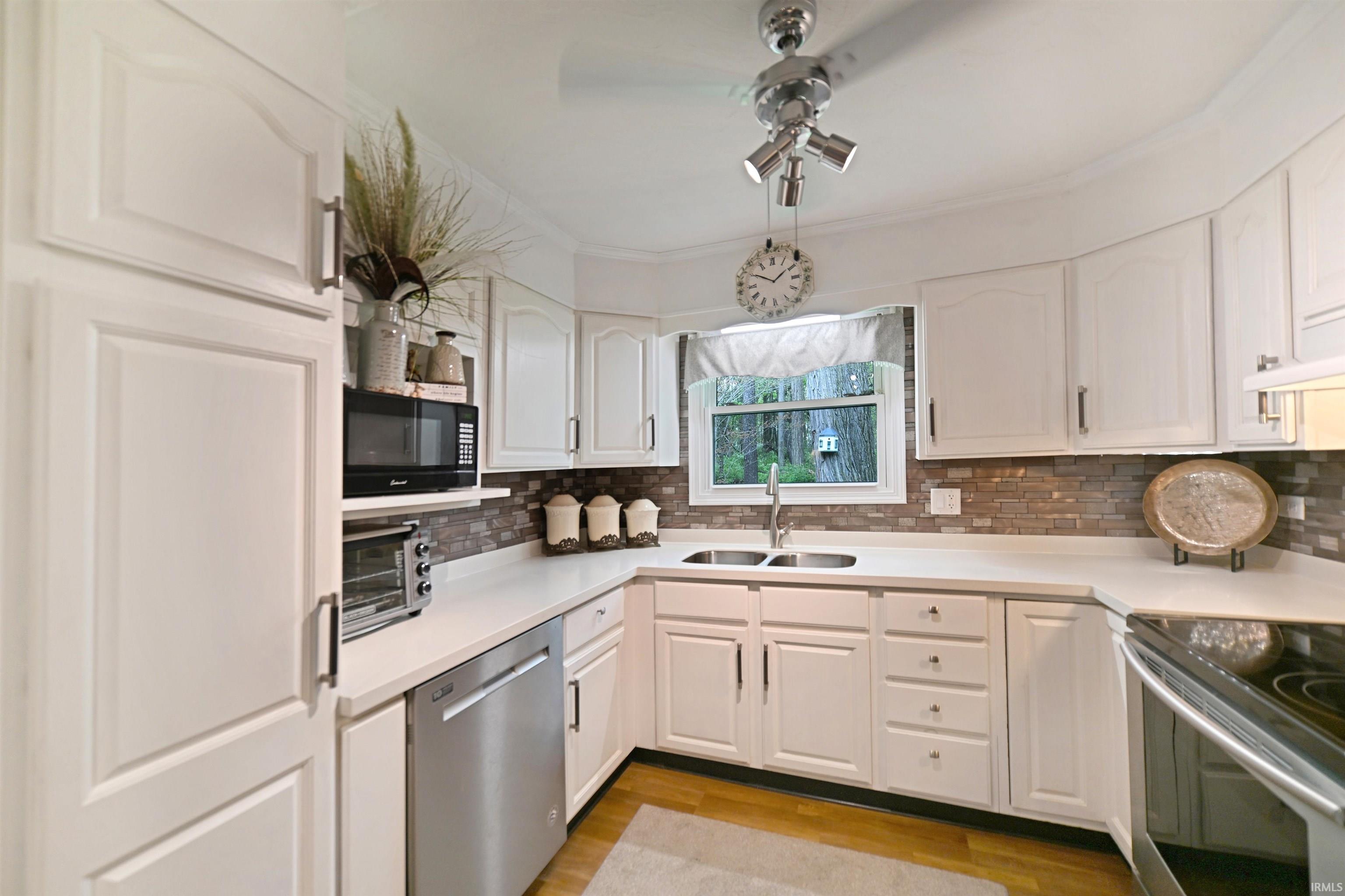 22618 Lake Shore Drive Elkhart IN 46514