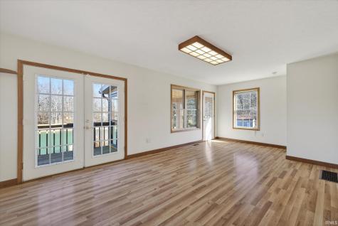 8923 E Sassafras Road Bloomfield IN 47424