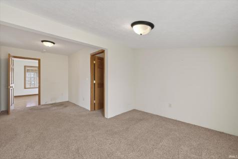 8923 E Sassafras Road Bloomfield IN 47424