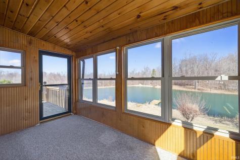 8923 E Sassafras Road Bloomfield IN 47424
