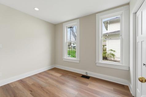 229 Center Street Fort Wayne IN 46808