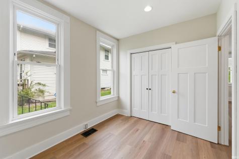 229 Center Street Fort Wayne IN 46808