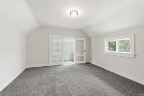 229 Center Street Fort Wayne IN 46808