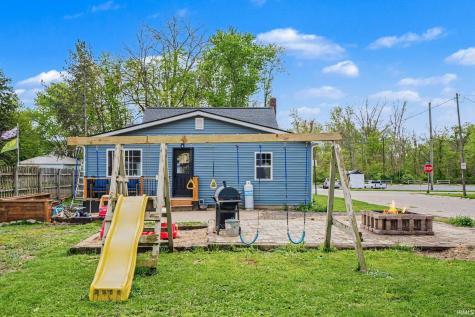 219 W Patterson Street Lakeville IN 46536