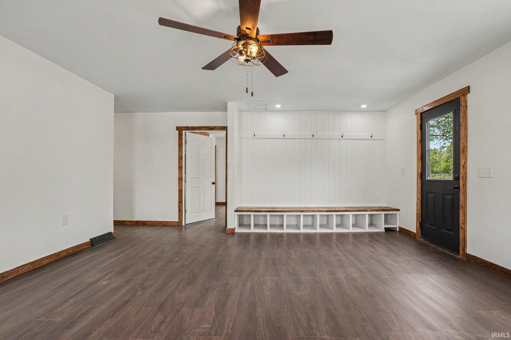 219 W Patterson Street Lakeville IN 46536