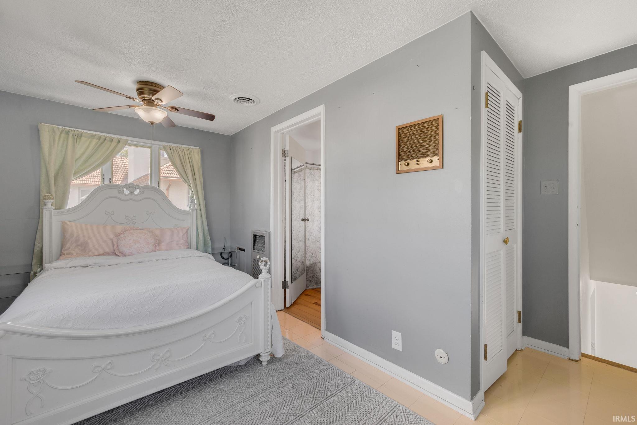 337 Edgewater Drive Mishawaka IN 46545