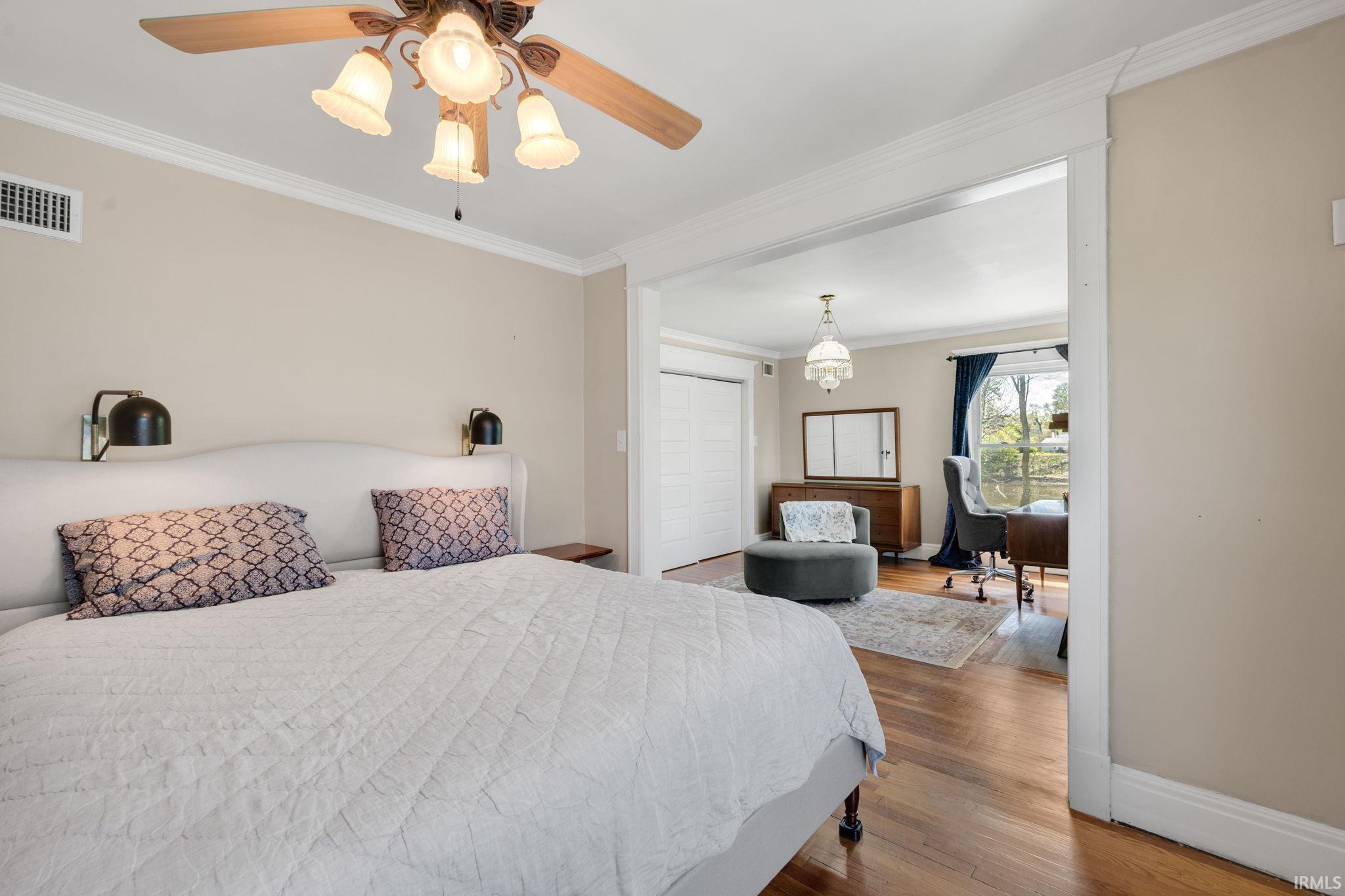 337 Edgewater Drive Mishawaka IN 46545