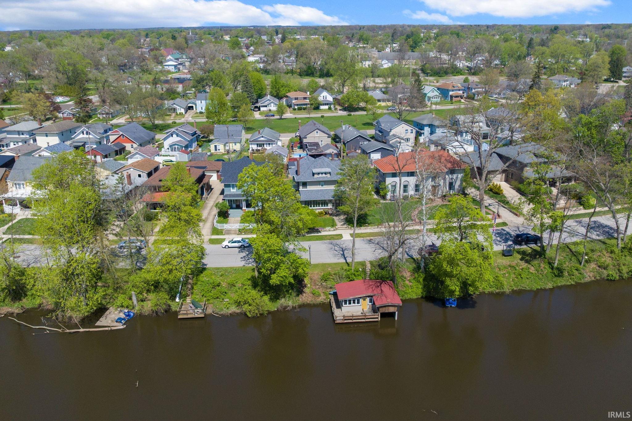337 Edgewater Drive Mishawaka IN 46545