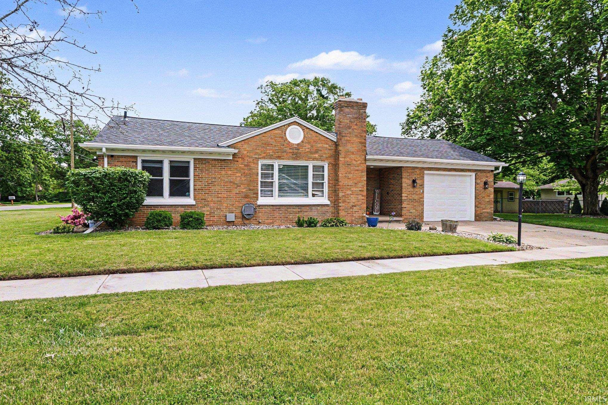 104 Los Angeles Avenue Elkhart IN 46516