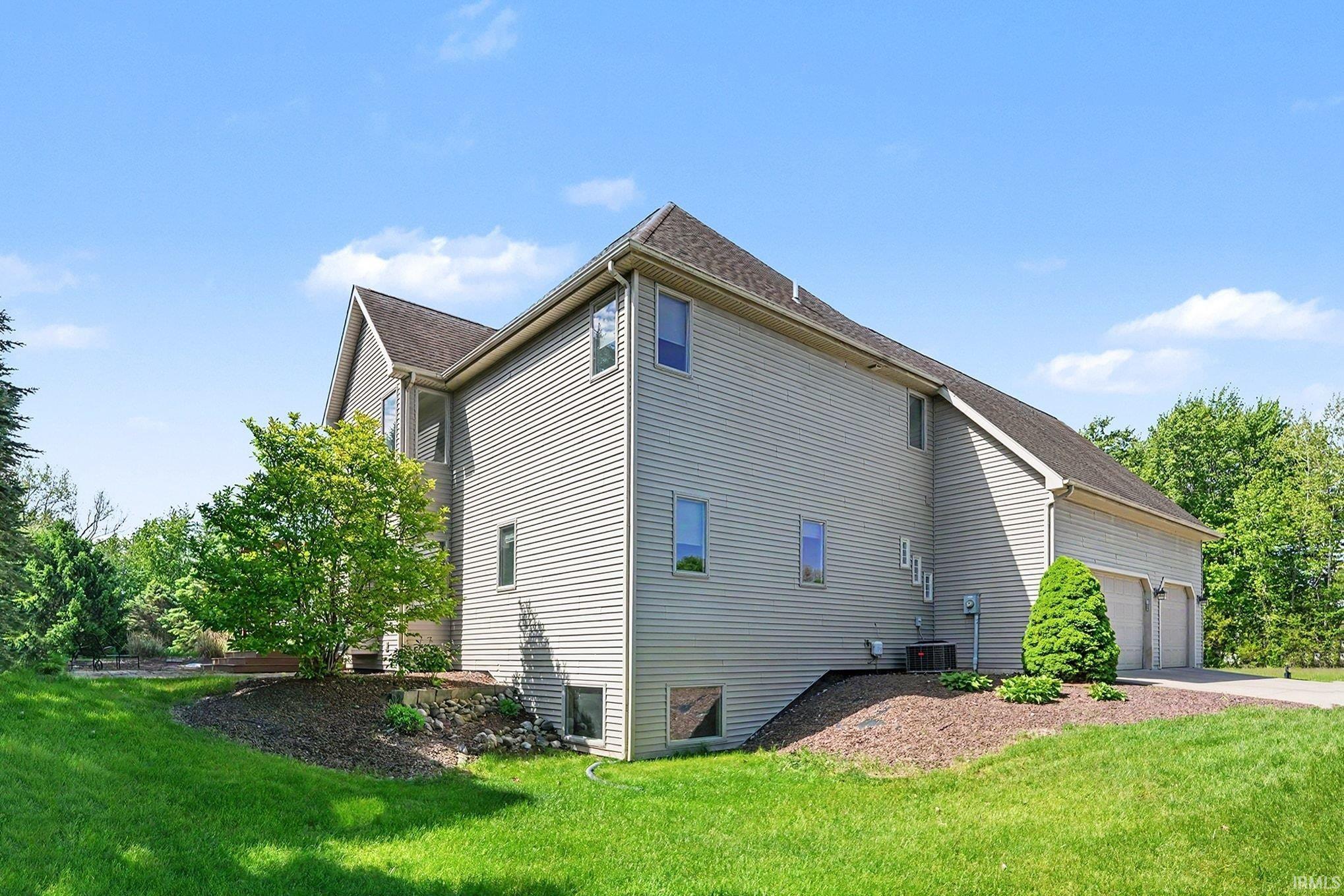 56 N Superior Avenue Warsaw IN 46582