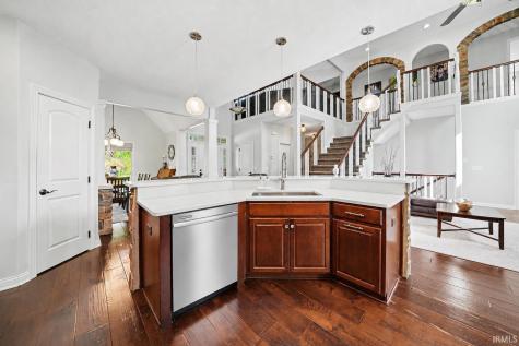 56 N Superior Avenue Warsaw IN 46582