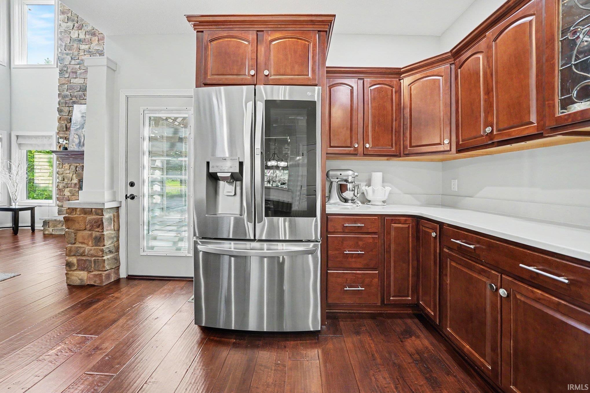 56 N Superior Avenue Warsaw IN 46582