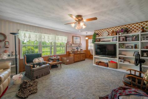 10255 E 500 S Road Upland IN 46989