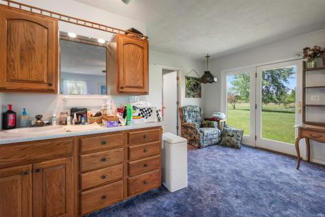 10255 E 500 S Road Upland IN 46989