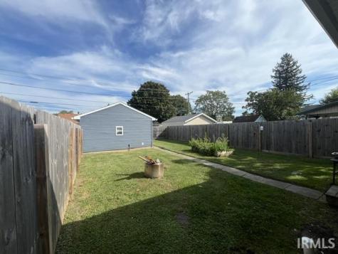 2316 S B Street Elwood IN 46036