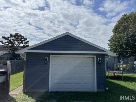 2316 S B Street Elwood IN 46036