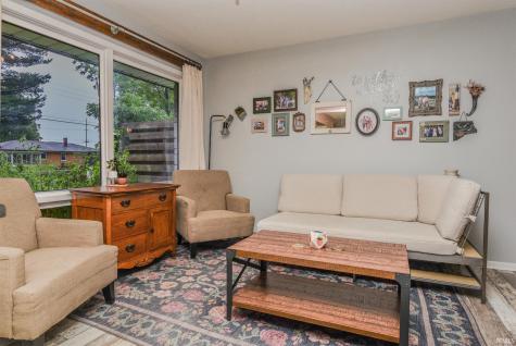 327 Brookside Lane Plainfield IN 46168
