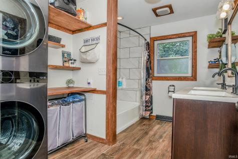 327 Brookside Lane Plainfield IN 46168