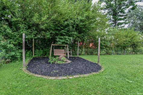 327 Brookside Lane Plainfield IN 46168