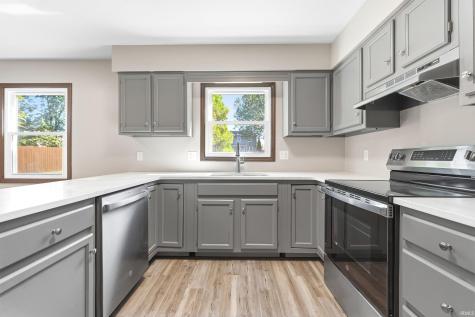 3829 Blythewood Place Fort Wayne IN 46804