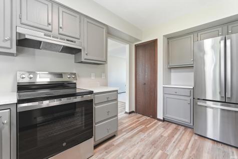 3829 Blythewood Place Fort Wayne IN 46804