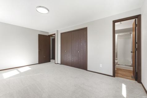 3829 Blythewood Place Fort Wayne IN 46804
