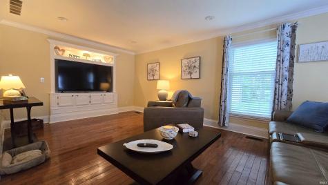 6105 E Oak Street Evansville IN 47715