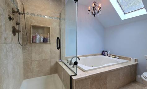 6105 E Oak Street Evansville IN 47715