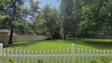 6105 E Oak Street Evansville IN 47715