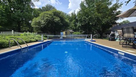 6105 E Oak Street Evansville IN 47715