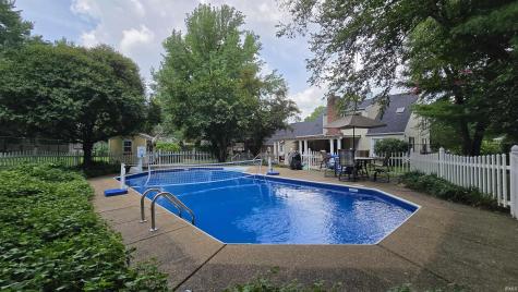 6105 E Oak Street Evansville IN 47715