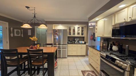 6105 E Oak Street Evansville IN 47715