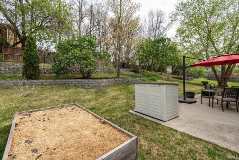 1128 W Pine Meadows Drive Bloomington IN 47403