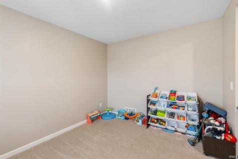 8105 Louna Drive Fort Wayne IN 46818