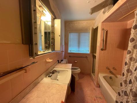 308 W Central Avenue North Judson IN 46366