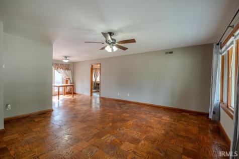 6103 Beaumont Drive Fort Wayne IN 46825