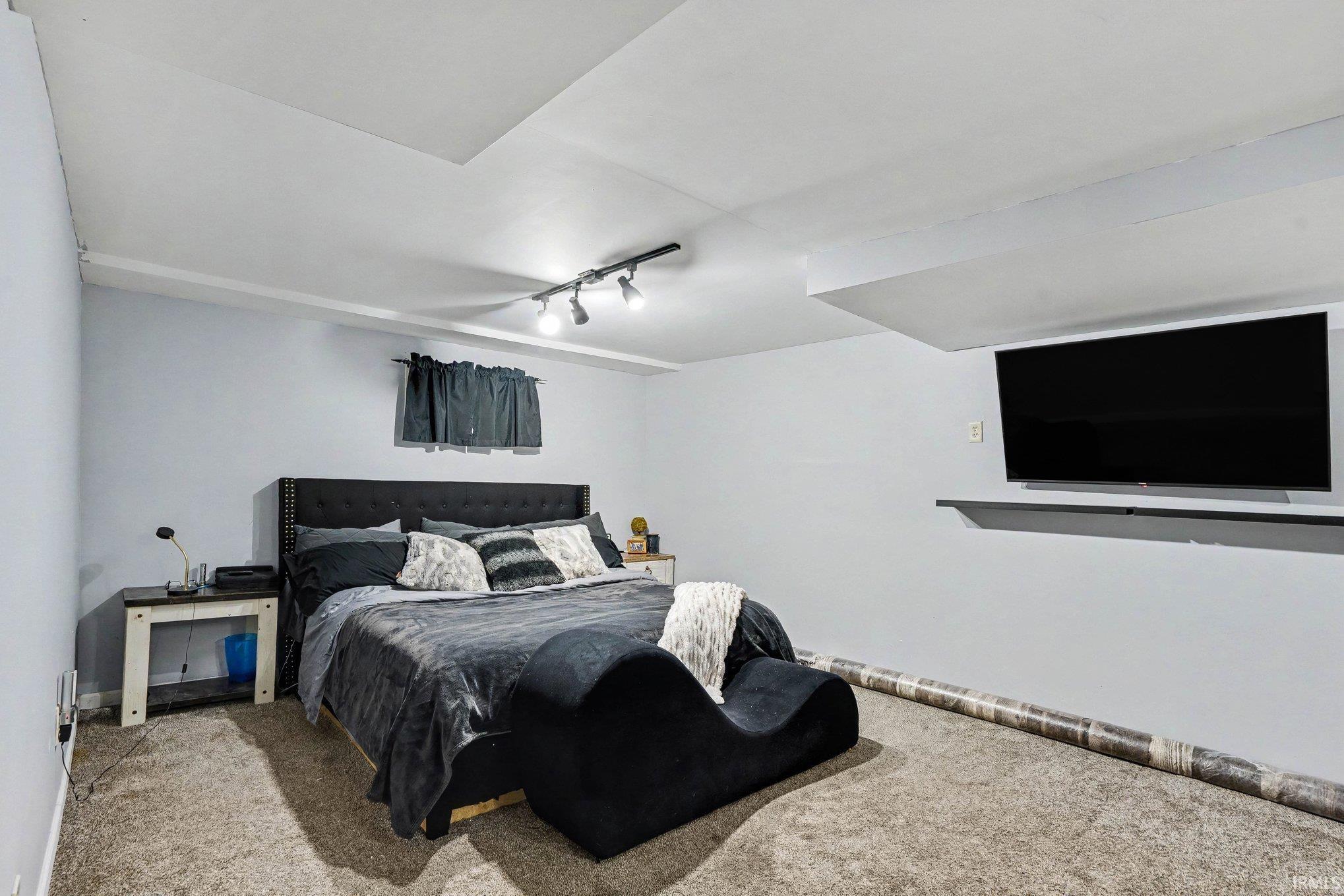 33227 Smith Walkerton IN 46574