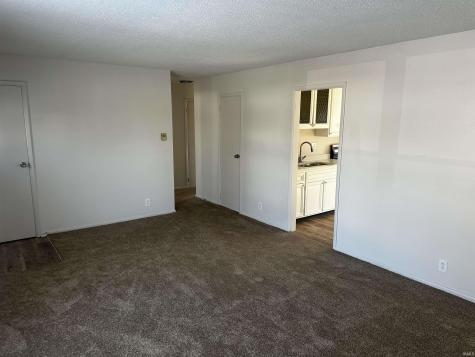 1023 W Cleveland Street Hartford City IN 47348