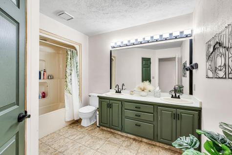22294 Fireside Drive Goshen IN 46528