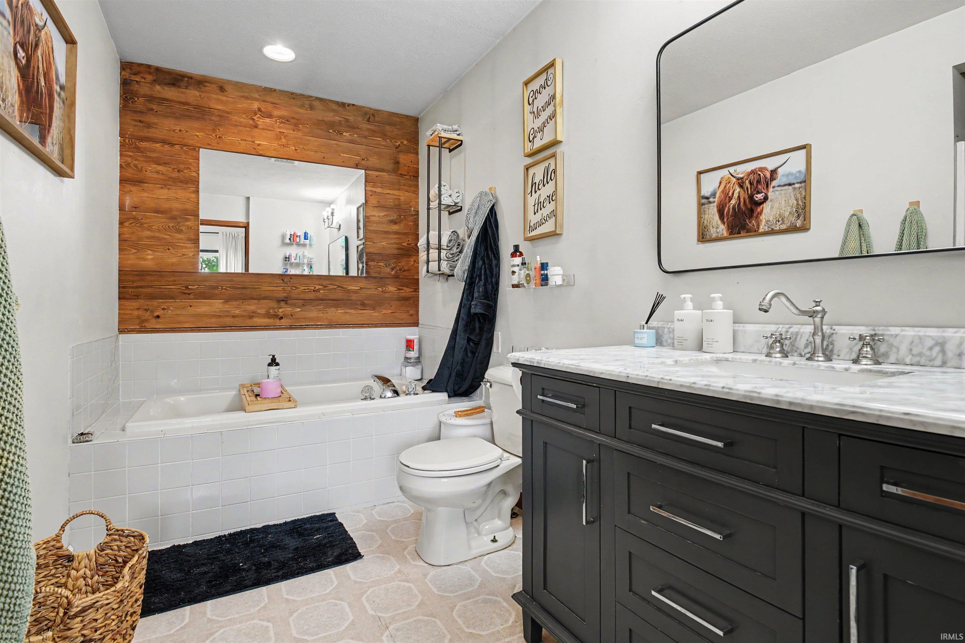 23171 N Oakleaf Drive Elkhart IN 46514