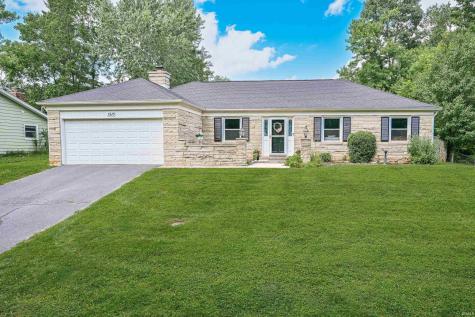 1515 E Dunstan Drive Bloomington IN 47401