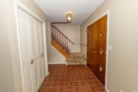 18481 Cleveland Road South Bend IN 46637