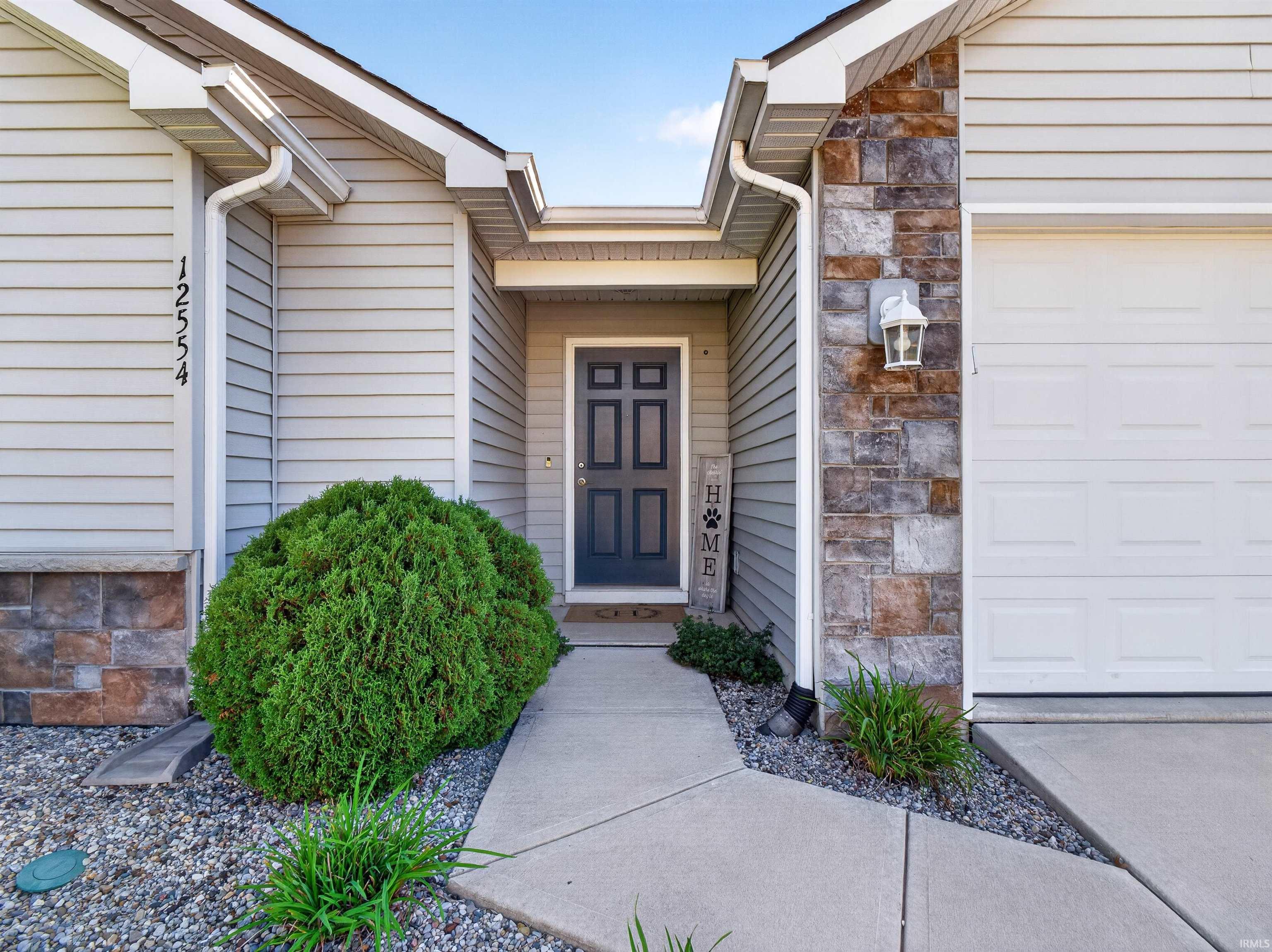 12554 Shearwater Run Fort Wayne IN 46845