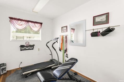 1904 Piedmont Way South Bend IN 46614