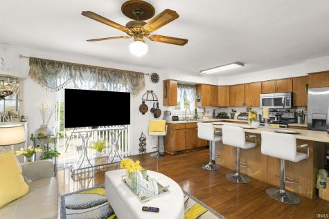 1904 Piedmont Way South Bend IN 46614