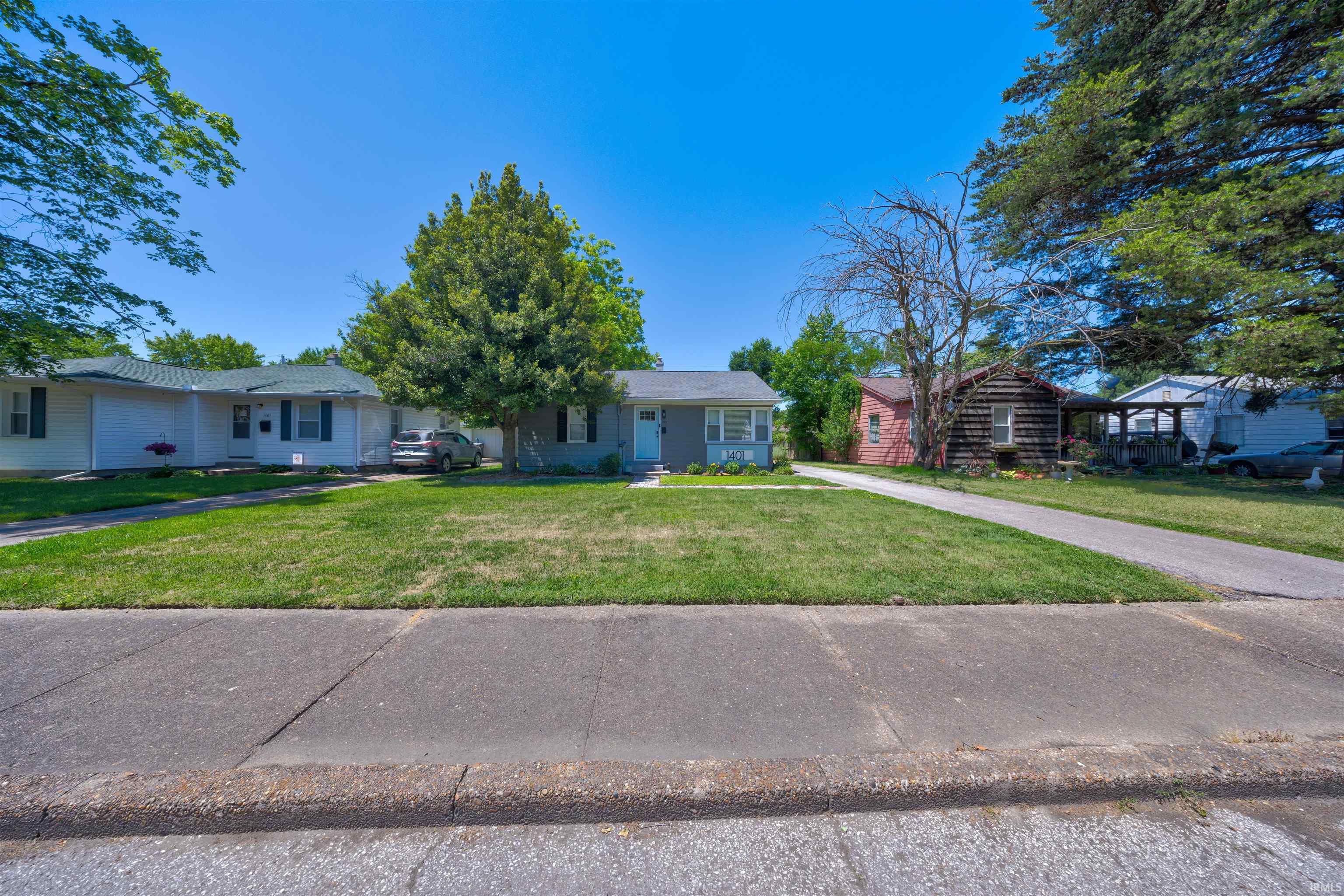 1401 S Roosevelt Drive Evansville IN 47714