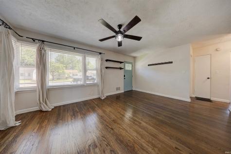 1401 S Roosevelt Drive Evansville IN 47714