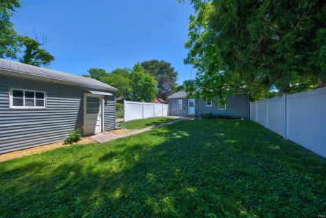 1401 S Roosevelt Drive Evansville IN 47714